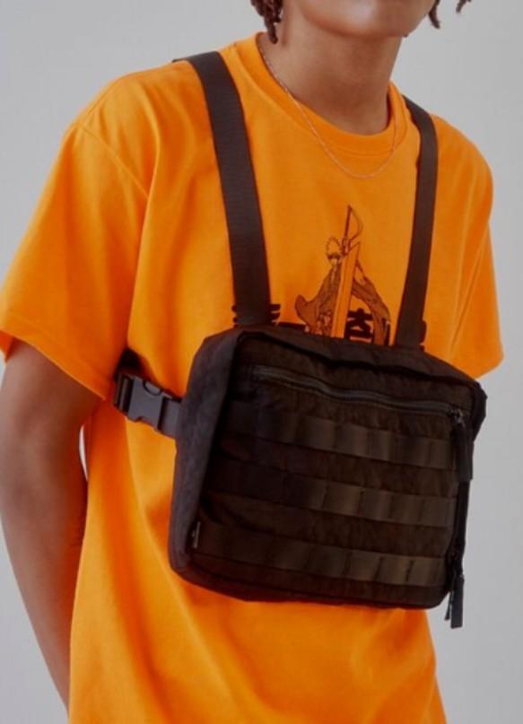 Urban outfitters chest rig online