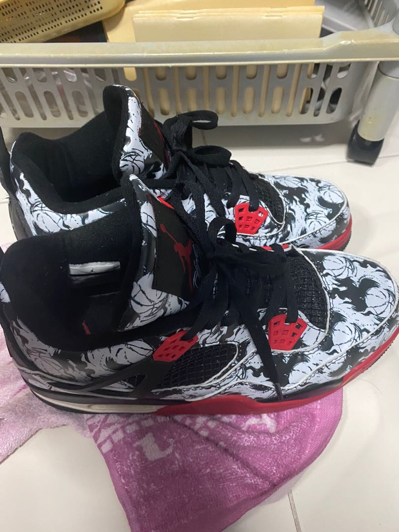 graffiti jordan 4