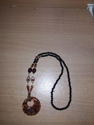 Kalung Khas Kalimantan