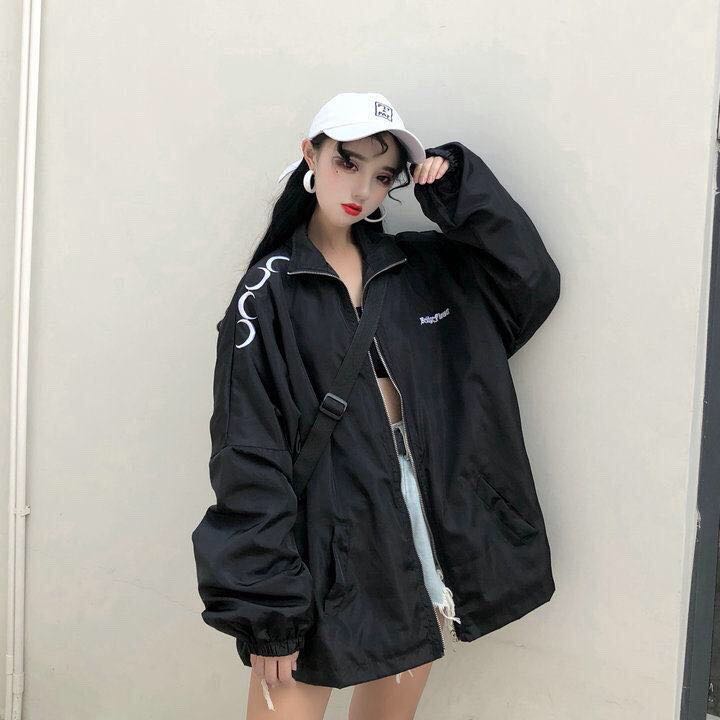 411 2 COLOURS pink black oversized vintage windbreaker moon hypebeast jacket zip up pullover ulzzang korean Women s Fashion Coats Jackets and Outerwear on Carousell