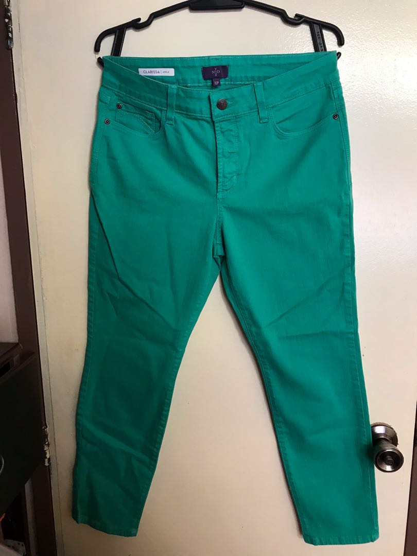 Ankle jeans, Women's Fashion, Bottoms, Jeans on Carousell