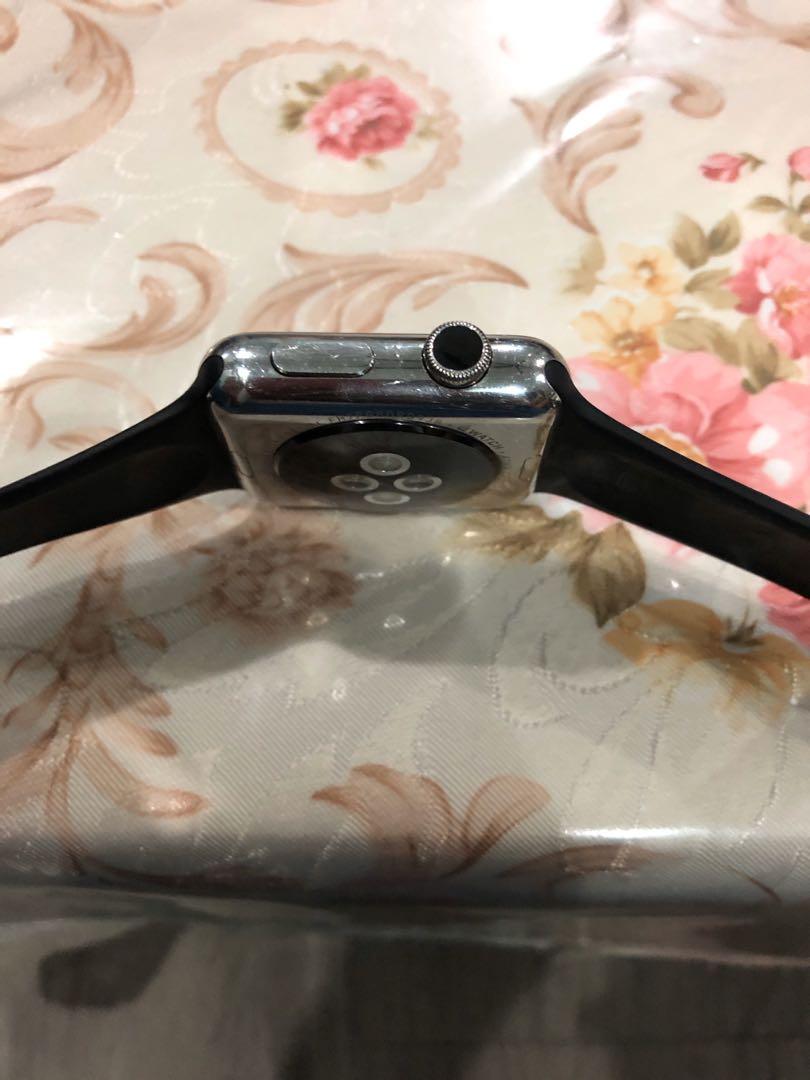 A 1976 apple store watch
