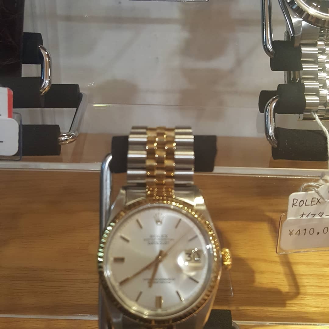 Authentic rolex with certificate only Luxury Watches on Carousell