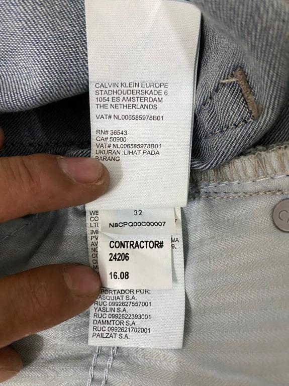 Calvin Klein Men s 32W 32L Jeans Slim Straight Fit Men s Fashion