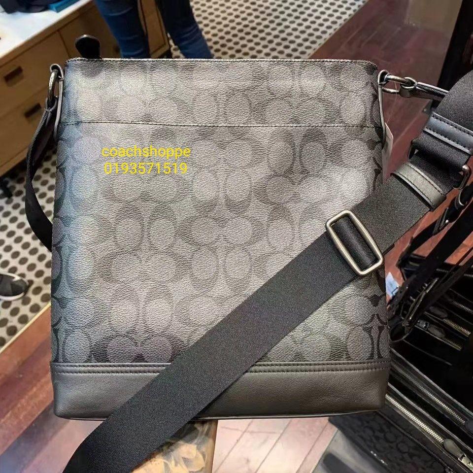Coach graham flat discount crossbody