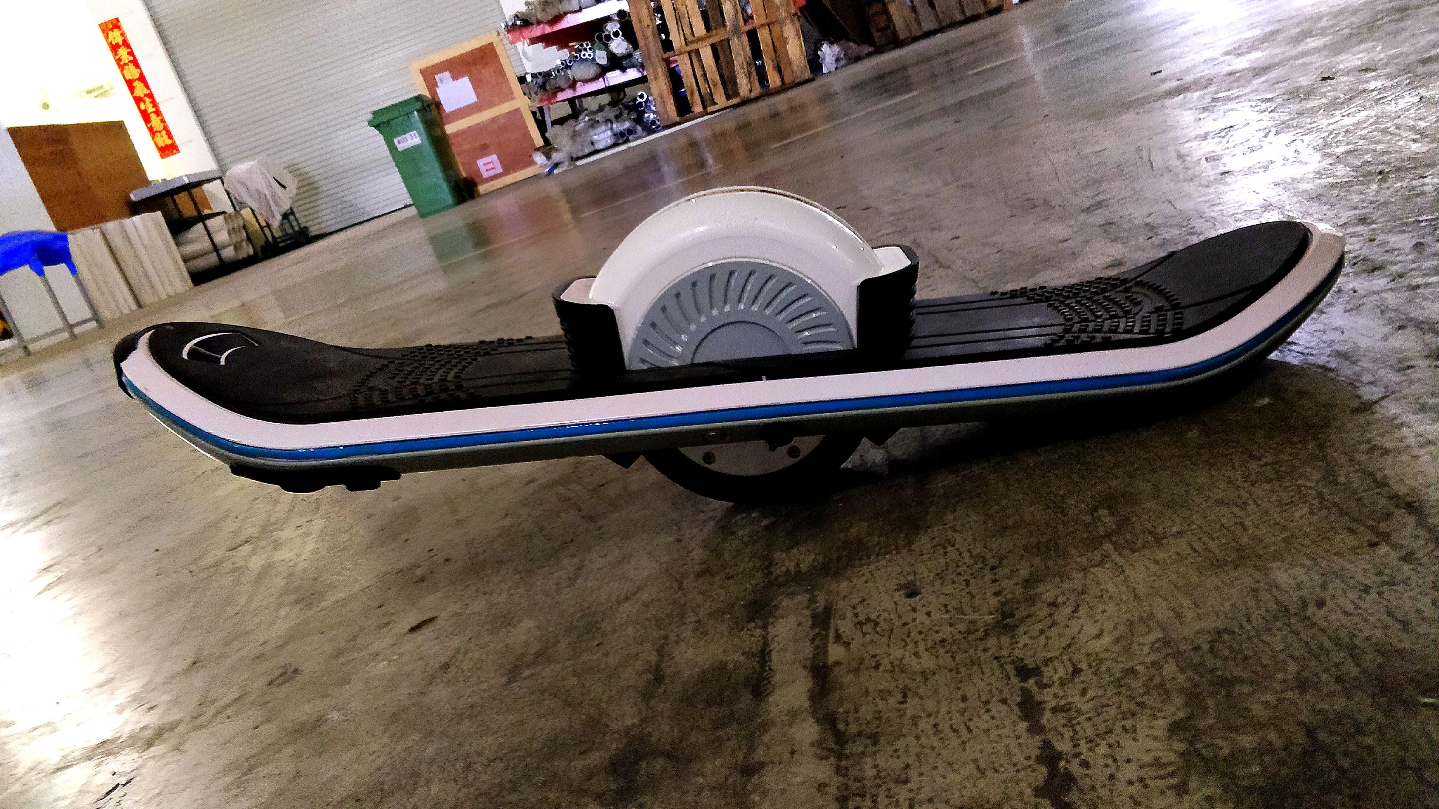 hoverboard skate