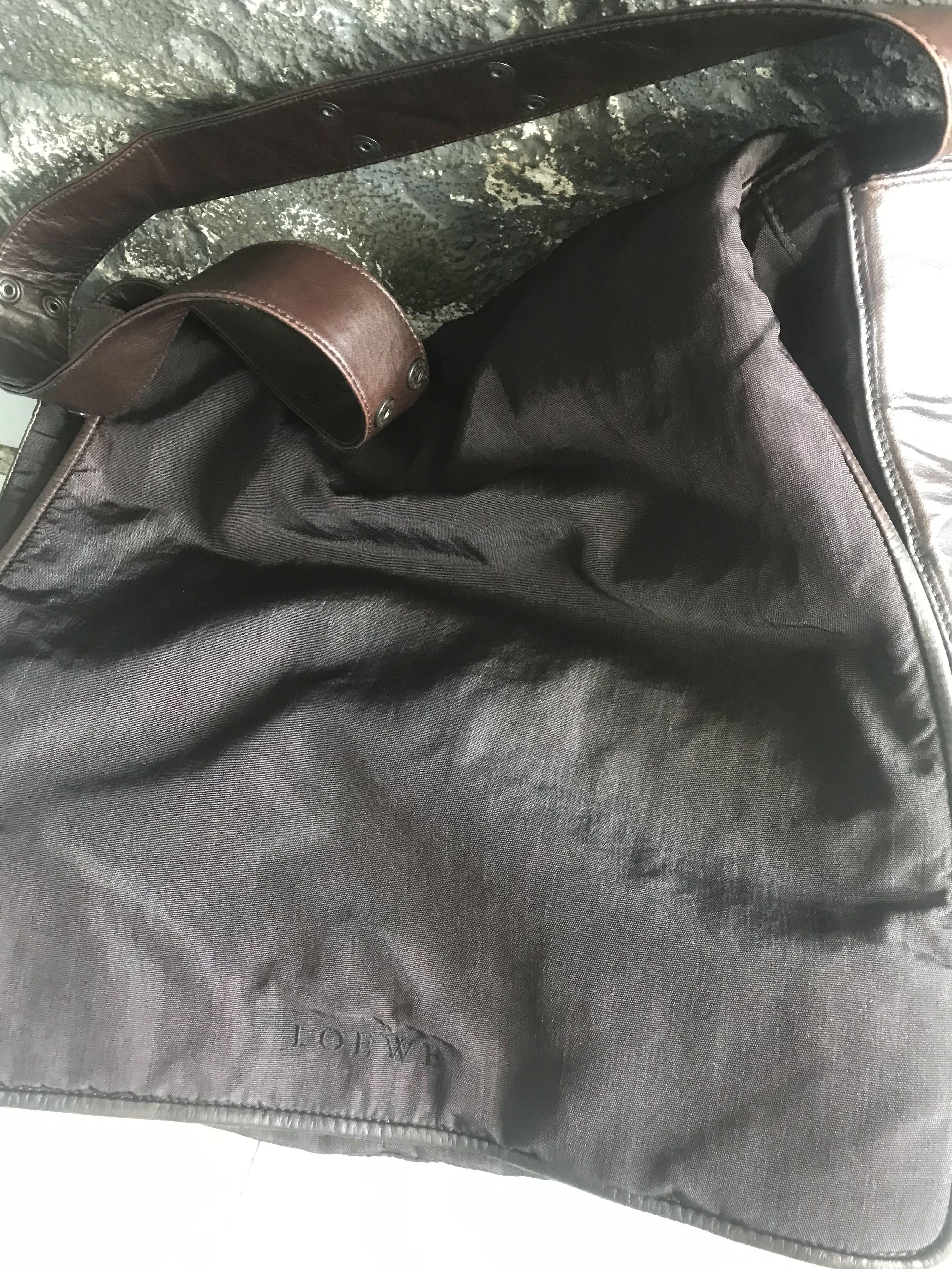 loewe (Category: Sling Bags) located in Marikina City. Submitted by givenchyboy (Listing ID 267376984, Image 3). Description: .