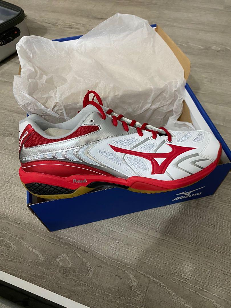 Mizuno wave fang ss2 Sports Equipment Sports Games Racket Ball Sports on Carousell