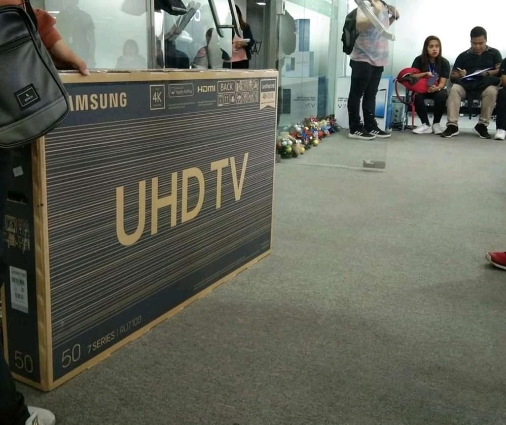Samsung 50 2019 Model Ua50ru7100 Smart 4k Uhd Tv Not Sony Lg