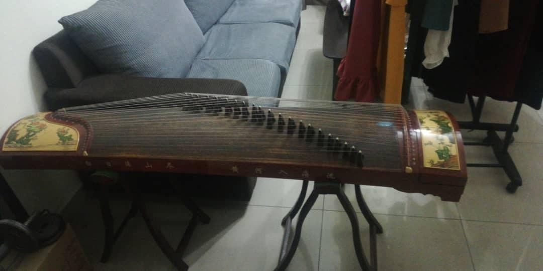 2nd hand shop guzheng for sale