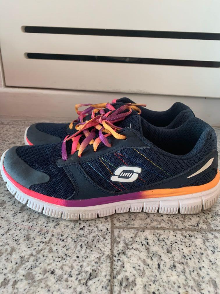 Skechers memory sales foam 2019