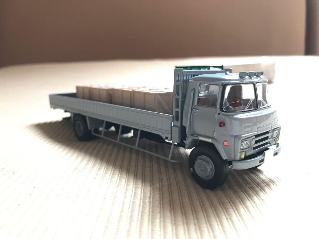 Tomica Limited Vintage Tomytec (TLV) LV-108 Nissan Diesel