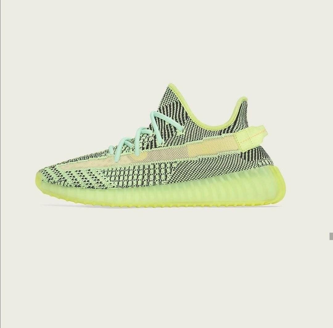 Yeezyrell top
