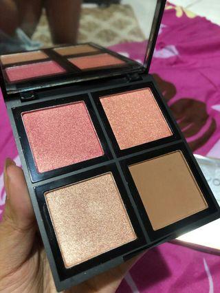 NEW On The Go Make Up Palette