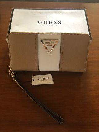 Dompet Guess