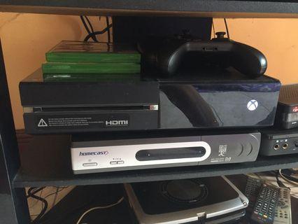 Xbox one with kinect and two controllers