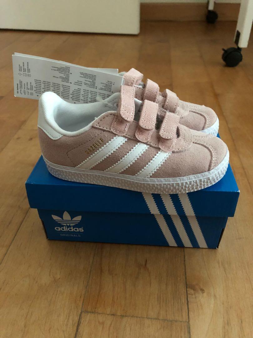 baby pink gazelles