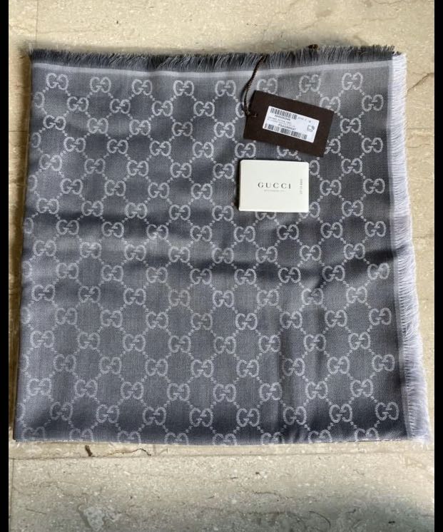 light grey gucci scarf