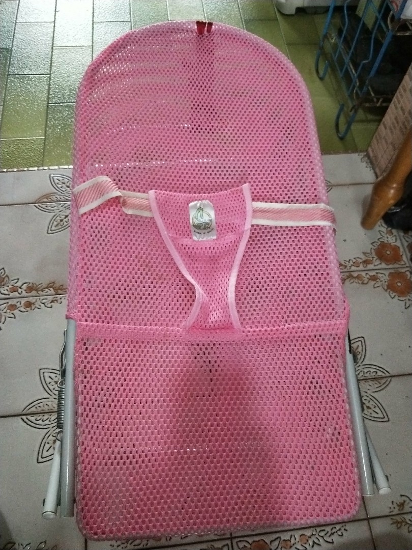 cradle, Babies & Kids, Bathing & Changing, Bathtub & Bath Accessories on Carousell