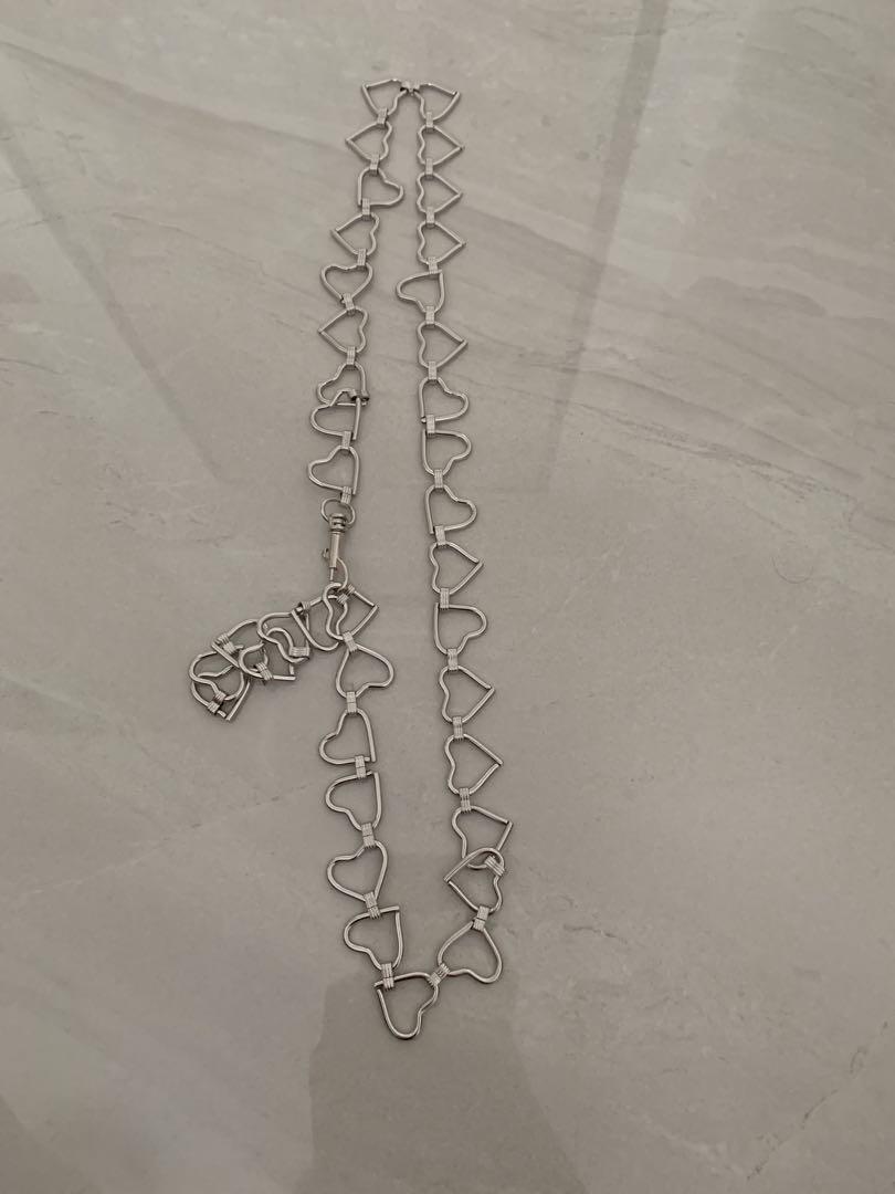 Heart chain belt brandy melville hotsell