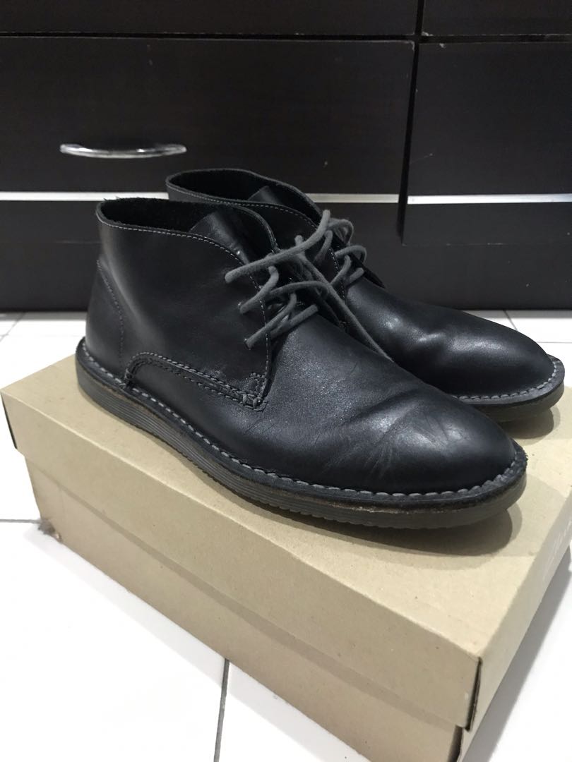 Clarks darning clearance