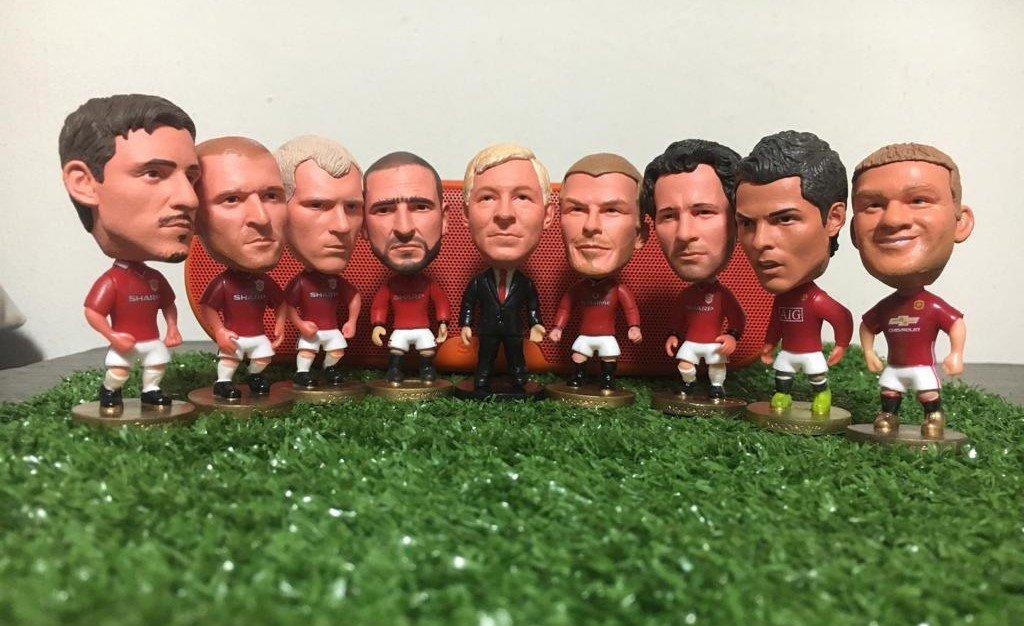 Classic Manchester United Team Football Figurine Soccerwe Kodoto