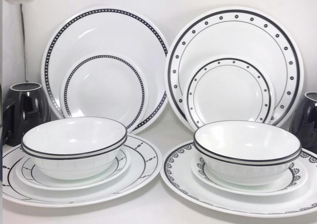 Black and white corelle top