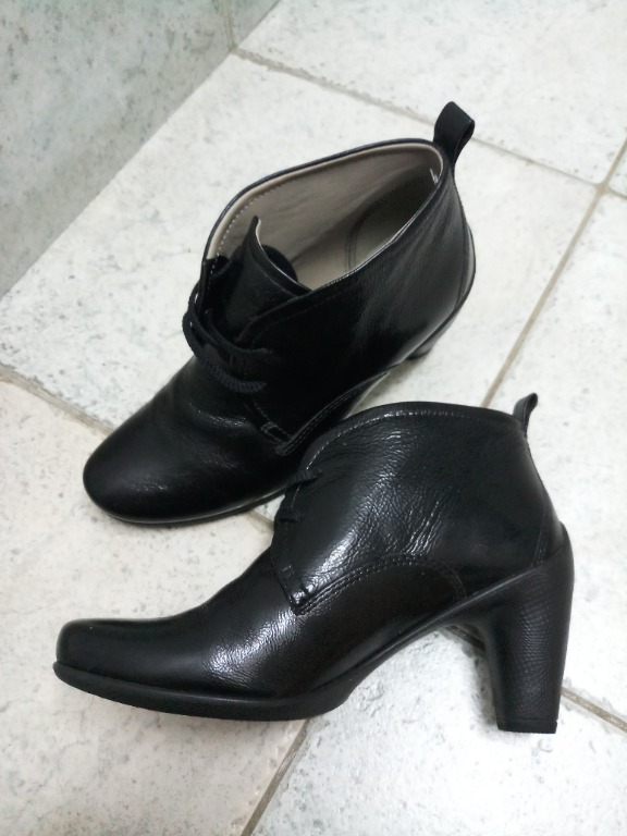 Ecco sculptured lace sale