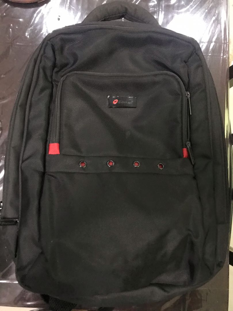 laptop and ipad backpack