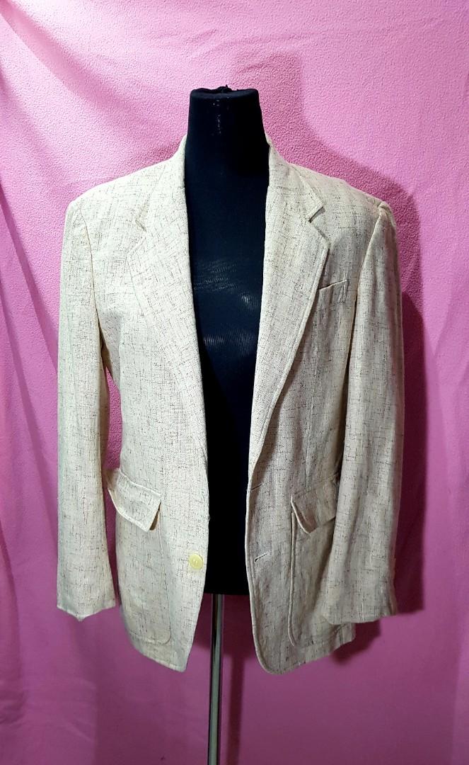 Jordache plus size blazer (Category: Coats, Jackets and Outerwear) located in Paranaque City. Submitted by everythinguneed01 (Listing ID 267532724, Image 1). Description: Missing 1 button lagyan nyo nalang. Best fits xl to xxl.