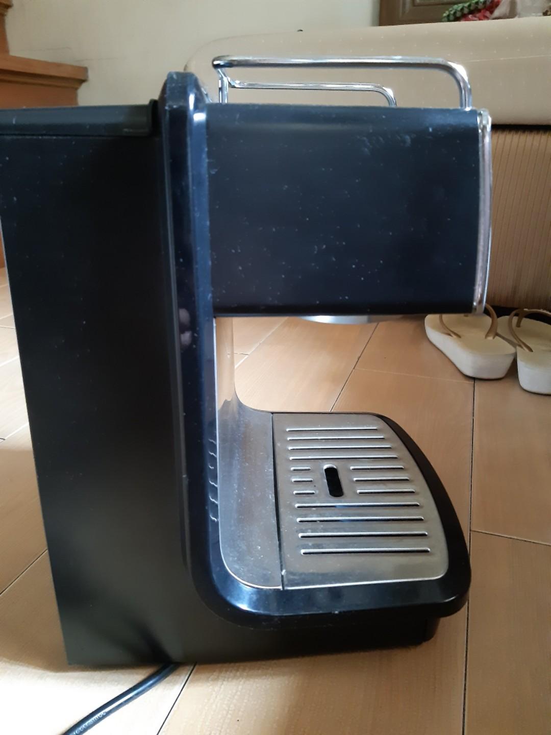Krups mini cappuccino maker (Category: Coffee Machines & Makers) located in Quezon City. Submitted by donald_draper (Listing ID 267541737, Image 2). Description: Second hand mini cappuccino maker. For home use..