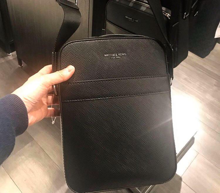 Michael Kors Harrison Flight Bag Mens Sling Crossbody Black from USA