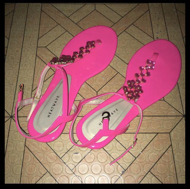 neon pink sandals flat
