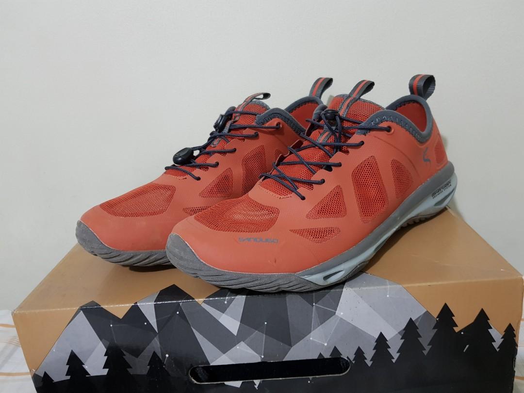 Sandugo Triton Hiking Shoes