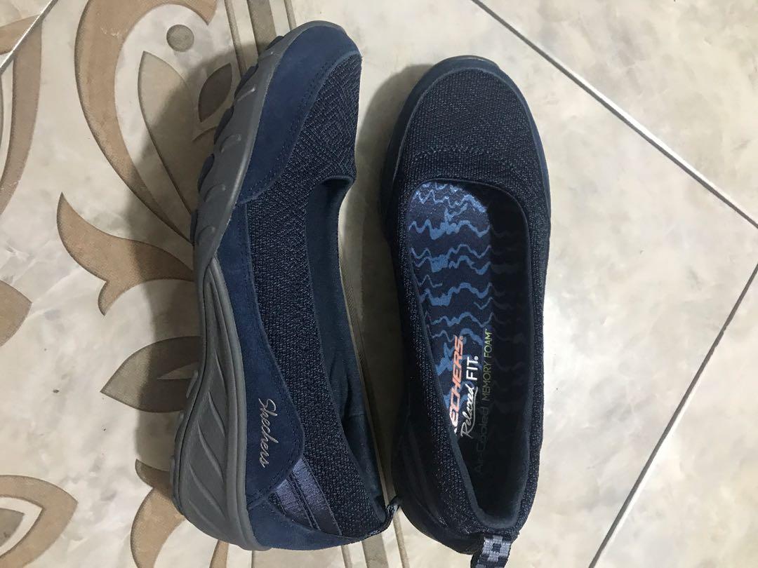 Skechers Relaxed Fit Memory Foam, Women's Fashion, Footwear, Sneakers