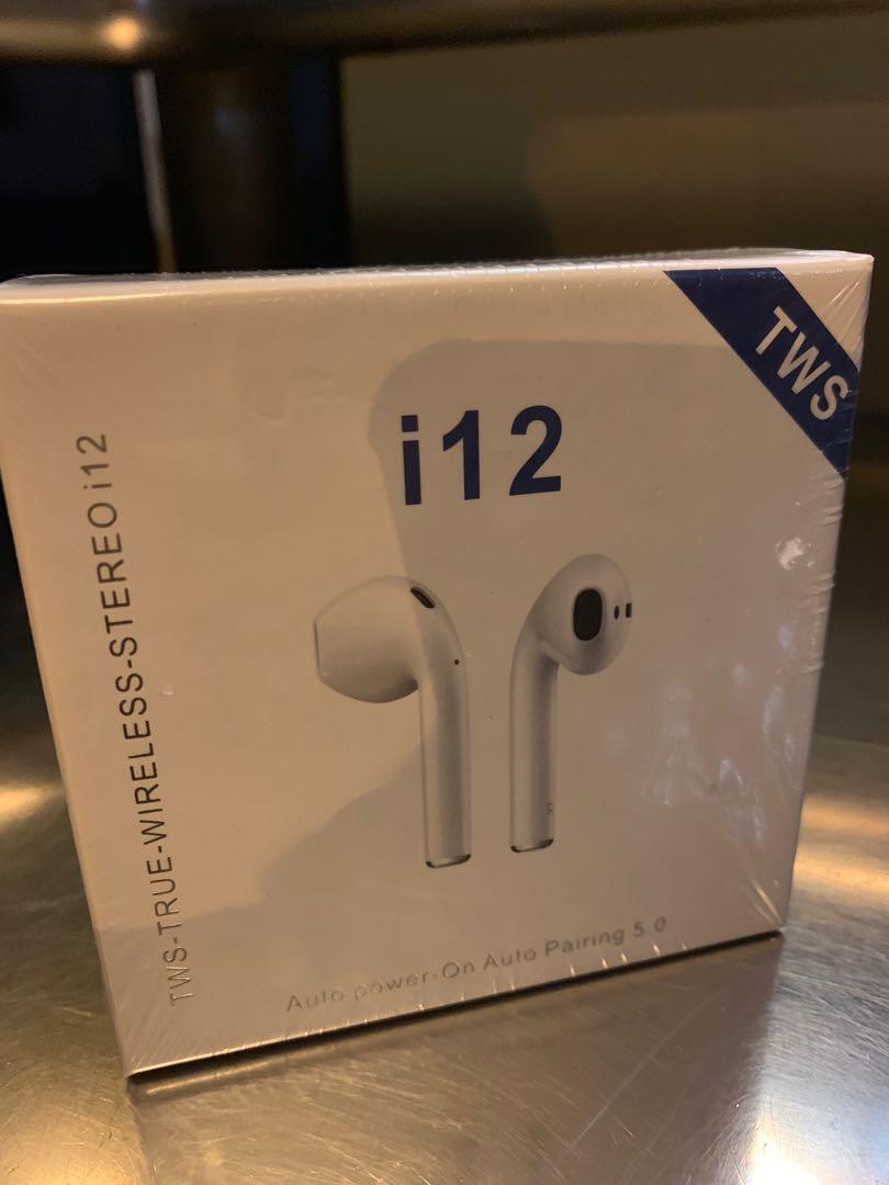WIRELESS BLUETOOTH (Category: Earphones) located in Singapore. Submitted by gavin00000 (Listing ID 267649235, Image 1). Description: If keen to buy do WhatsApp me 86802908 thank you.. .
