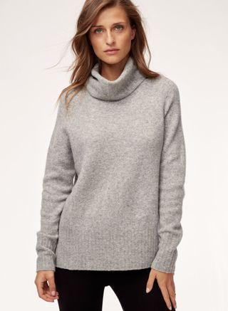 Aritzia sweater size small
