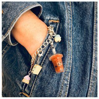 E029: Bubbletea charm
