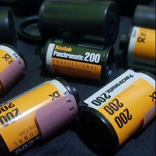 Kodak Professional Panchromatic 200/36exp Expired BNW 35mm Film