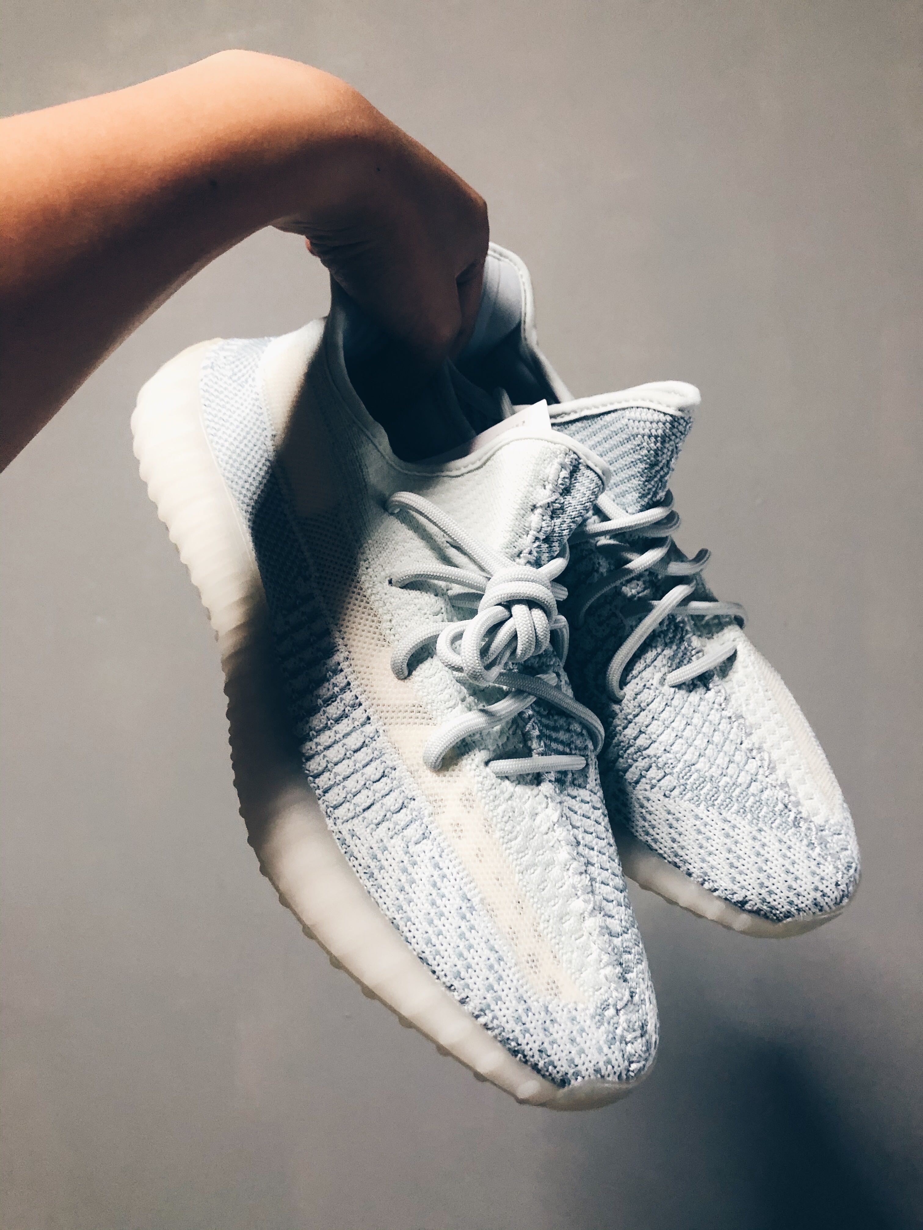 adidas yeezy boost cloud white