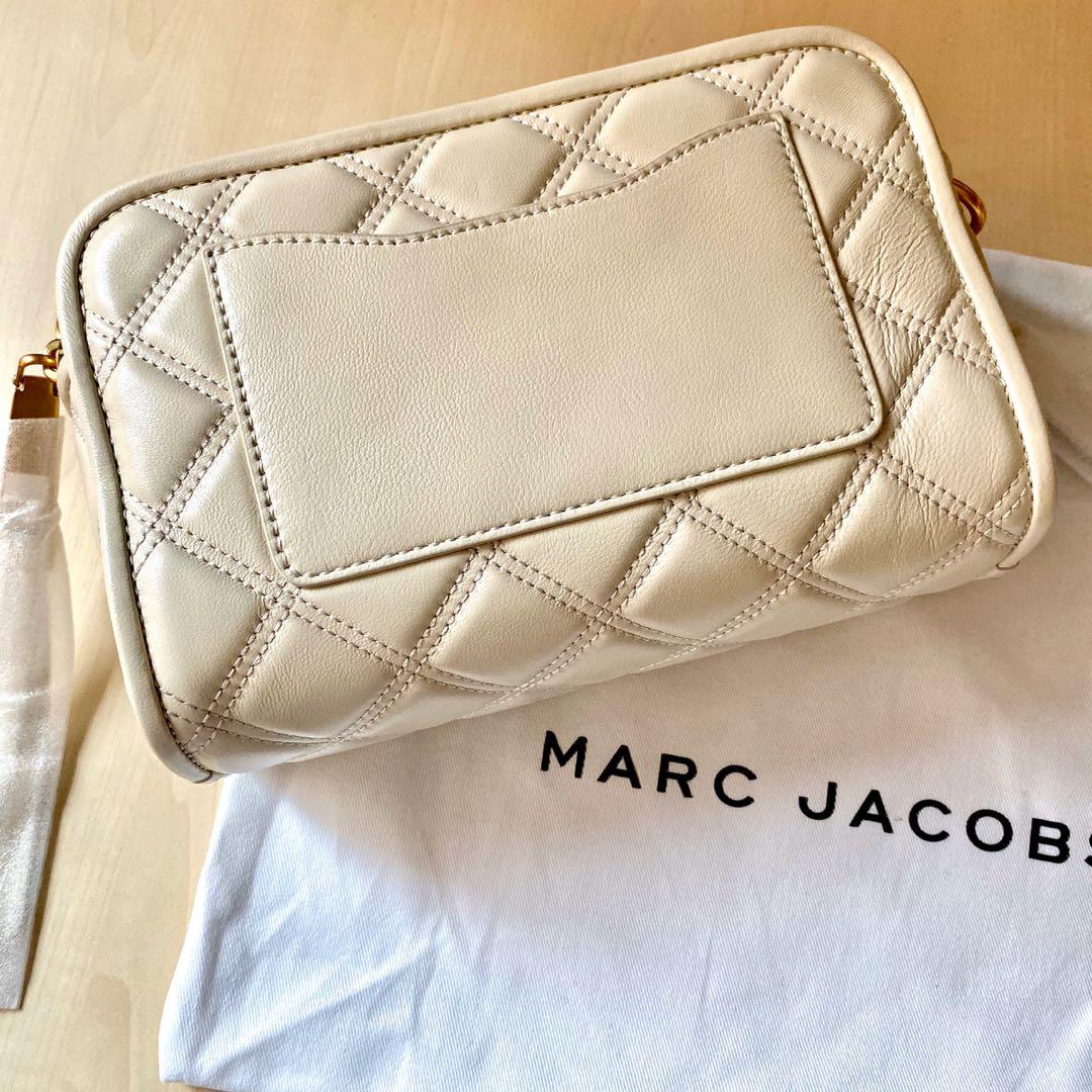 Marc jacobs store quilted softshot 21