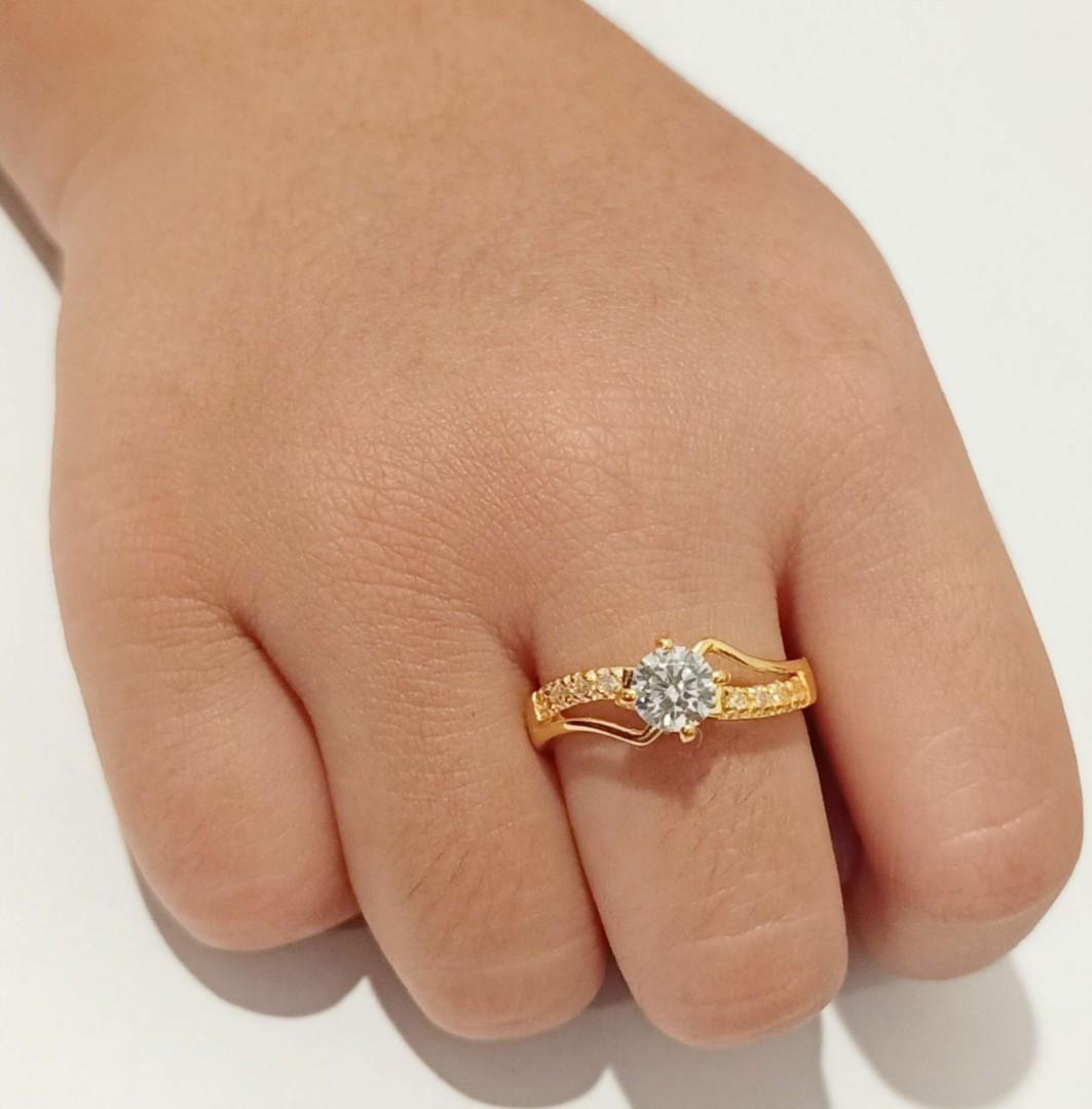 916 gold store ring with diamond