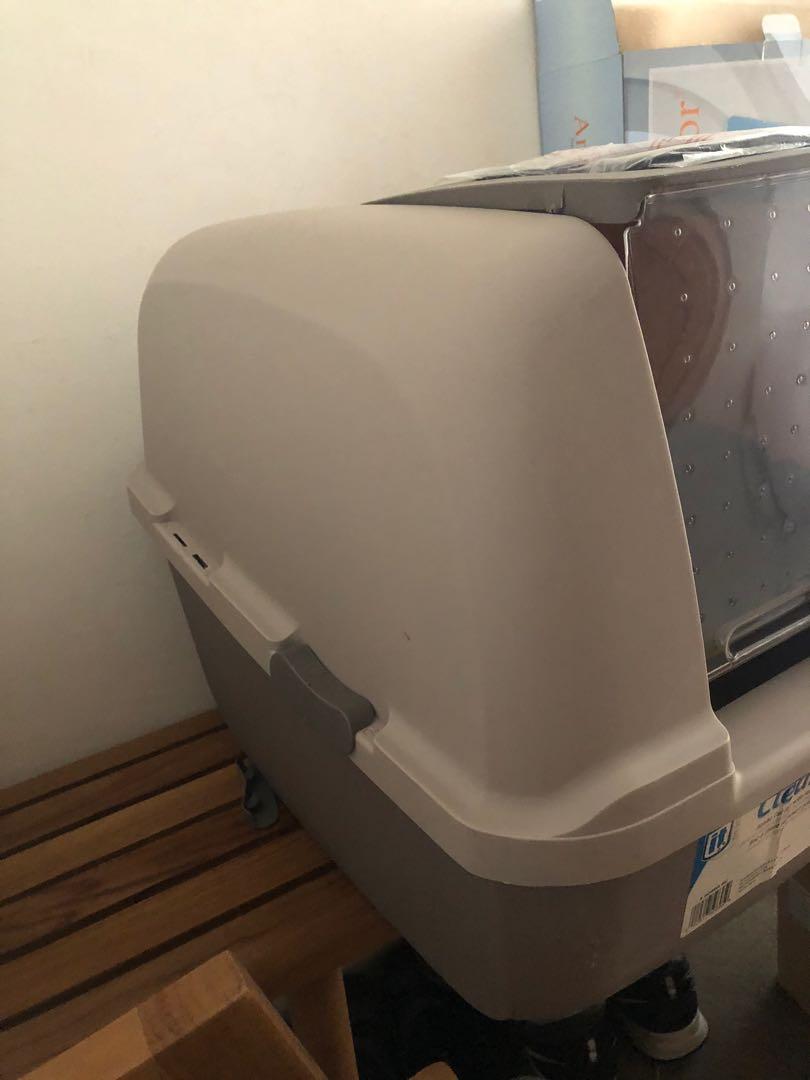 Jumbo cat pan with hood, Pet Supplies, Homes & Other Pet Accessories on