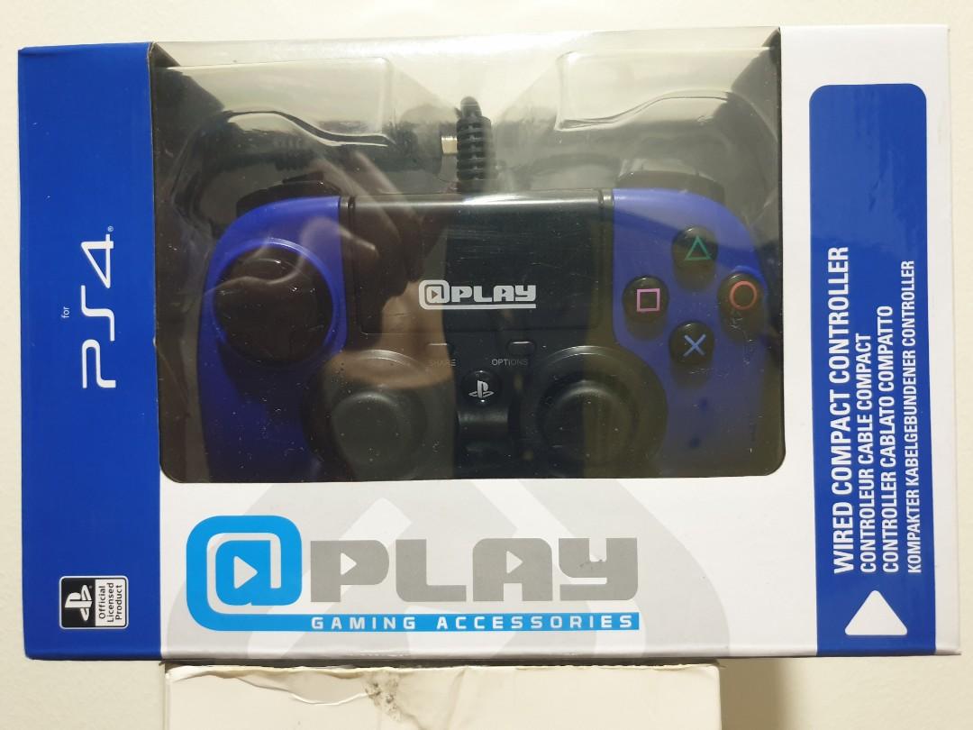 PS4 Controller (Category: Controllers) located in Singapore. Submitted by kltt888 (Listing ID 267669203, Image 1). Description: Band New. Box 09/10.