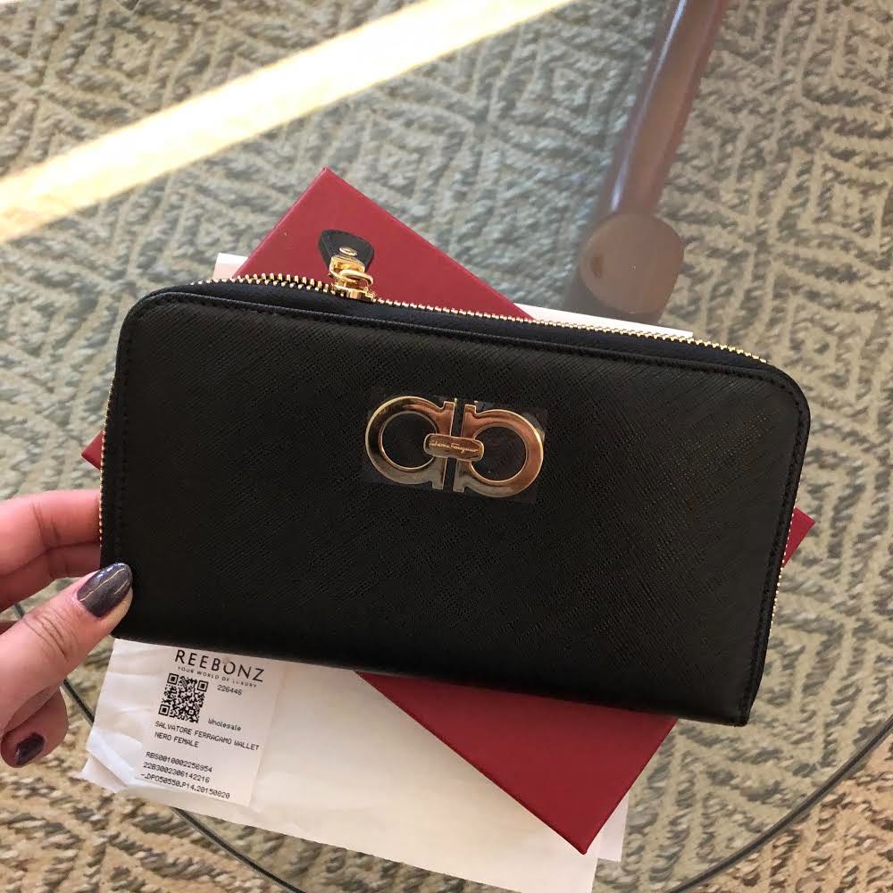 gancini zip around wallet
