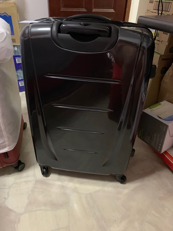 samsonite sigma 76cm expandable spinner weight