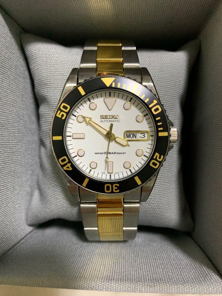 Seiko SKX027K2 Extremely rare skx model Luxury Watches on