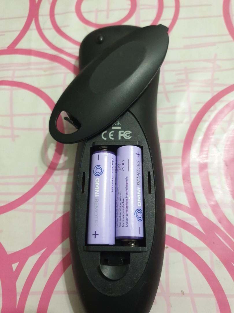 Singtel tv remote control original brand new, TV & Home Appliances, TV