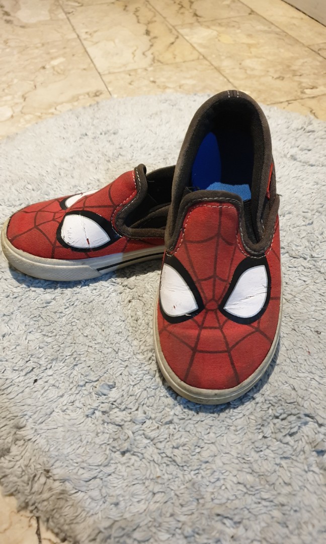 spiderman shoes gap