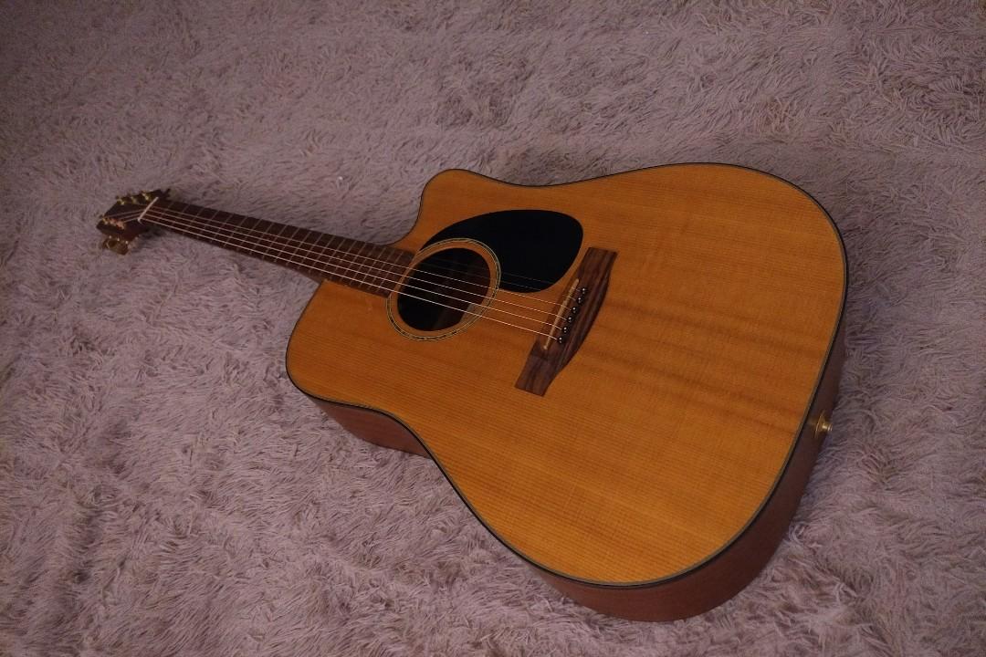 Takamine g on sale series eg340sc